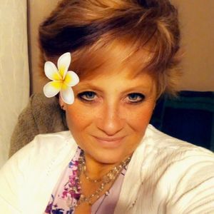 Meet your Posher, Deb